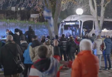 Llegada a Mendizorrotza de Alavés y Real Madrid Jornada 18 LALIGAEASPORTS